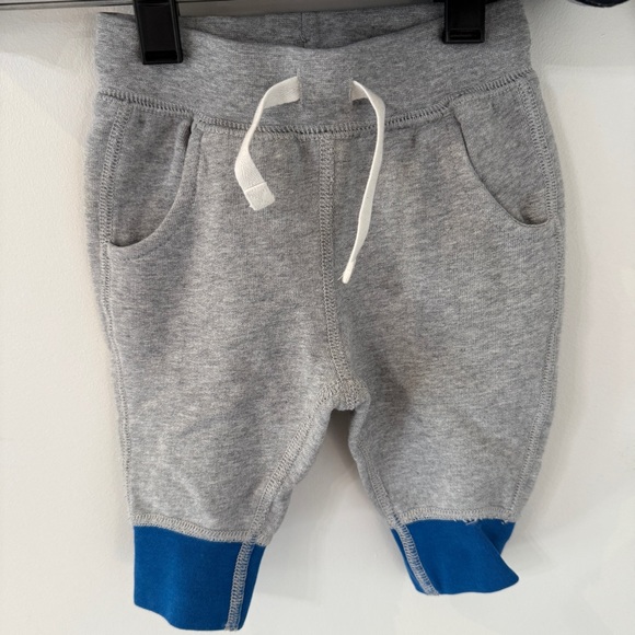 Hanna Andersson baby sweat set in size 3-6 months - Picture 4 of 9